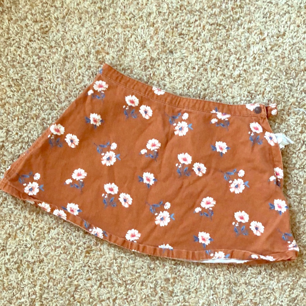 Forever 21 floral skirt